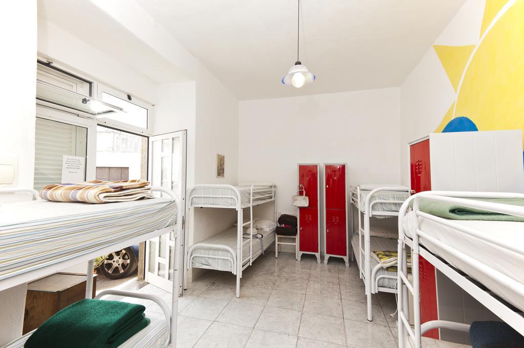 Ring Hostel Forio di Ischia Habitación foto
