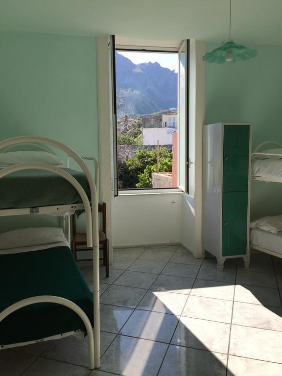 Ring Hostel Forio di Ischia Exterior foto